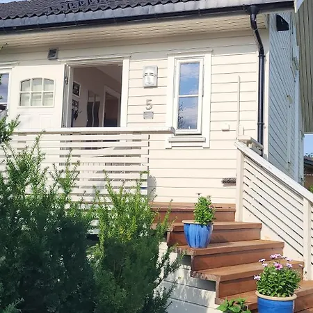 Dalgardveien 5 Holiday home